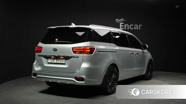 Kia The New Carnival id 4225558 из Кореи 12