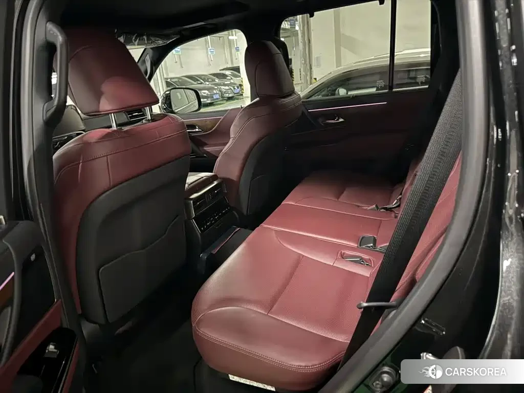 Lexus LX 2025 Черный из Китая, фото 2