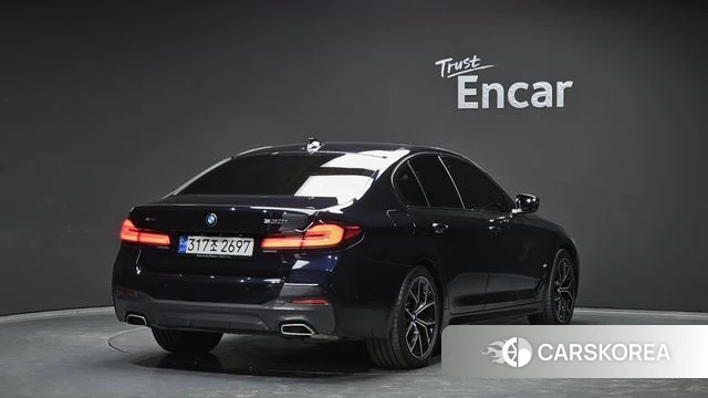 BMW 5 Series (G30) id 3940767 из Кореи 12