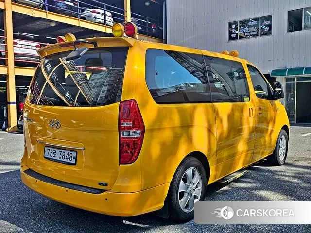 Hyundai The New Grand Starex id 3128529 из Кореи 9