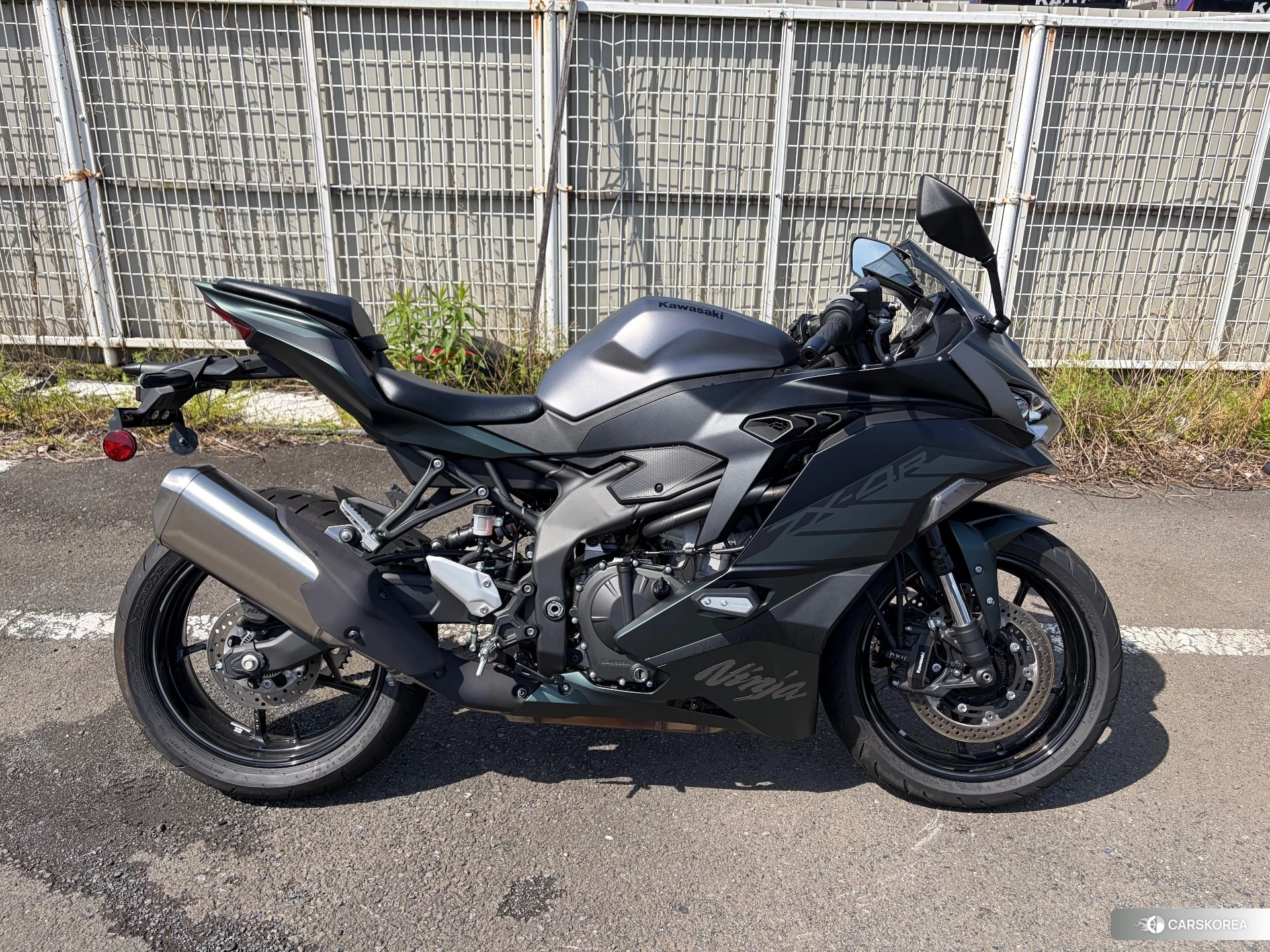 OTHER NINJA ZX-4R SE 2025 из Японии, фото 2