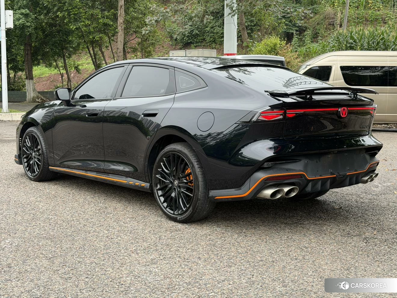 Chang'an UNI-V 2025 Черный из Китая, фото 2