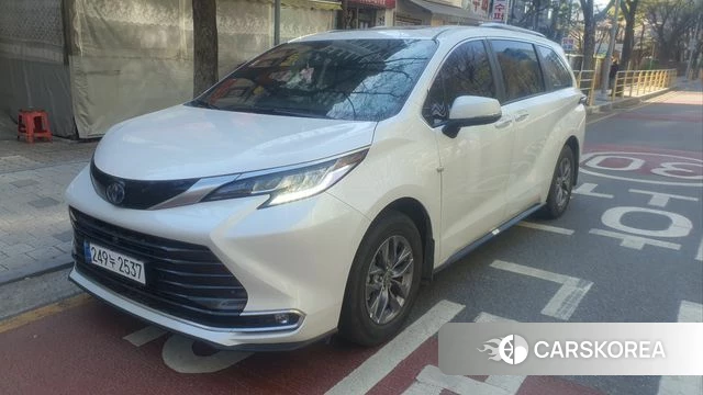 Toyota Sienna 4th Generation 2024 Белый из Кореи, фото 2