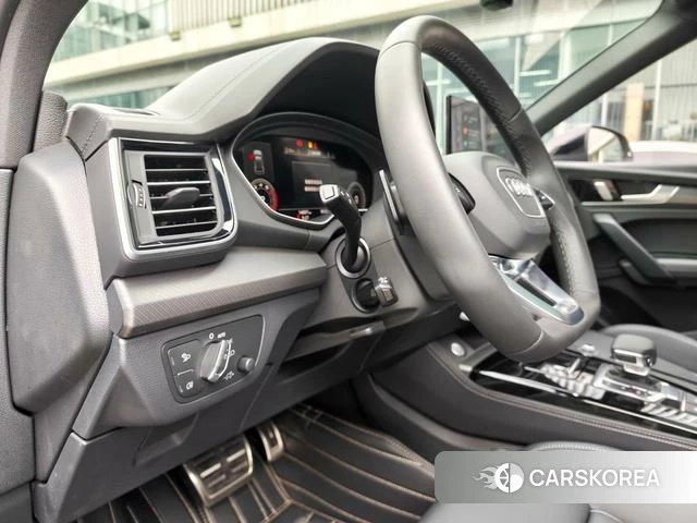 Audi Q5L id 4276686 из Китая 8