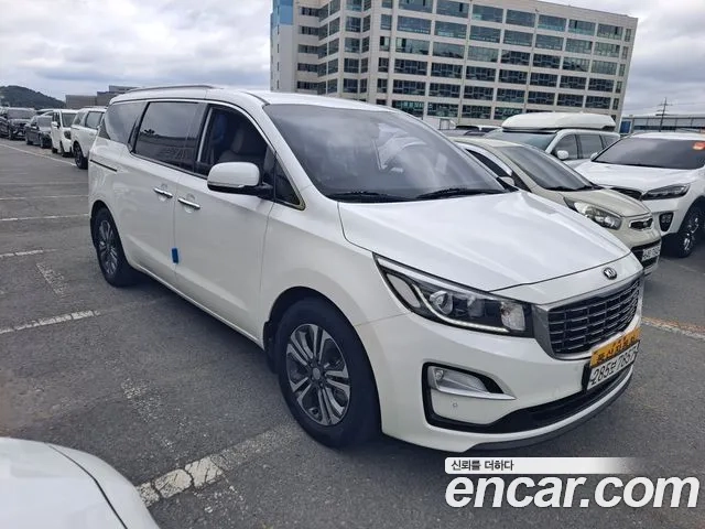 Kia The New Carnival id 2912489 из Кореи 12