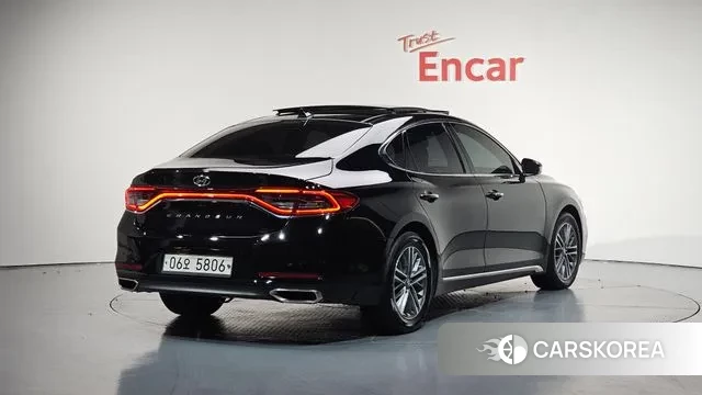 Hyundai Grandeur IG id 3183016 из Кореи 12