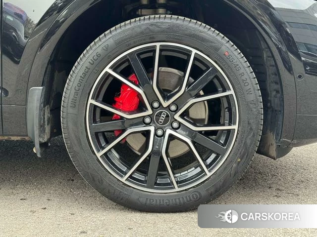 Audi Q5L id 4263773 из Китая 12