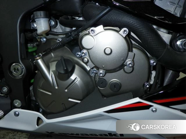 Engine photo