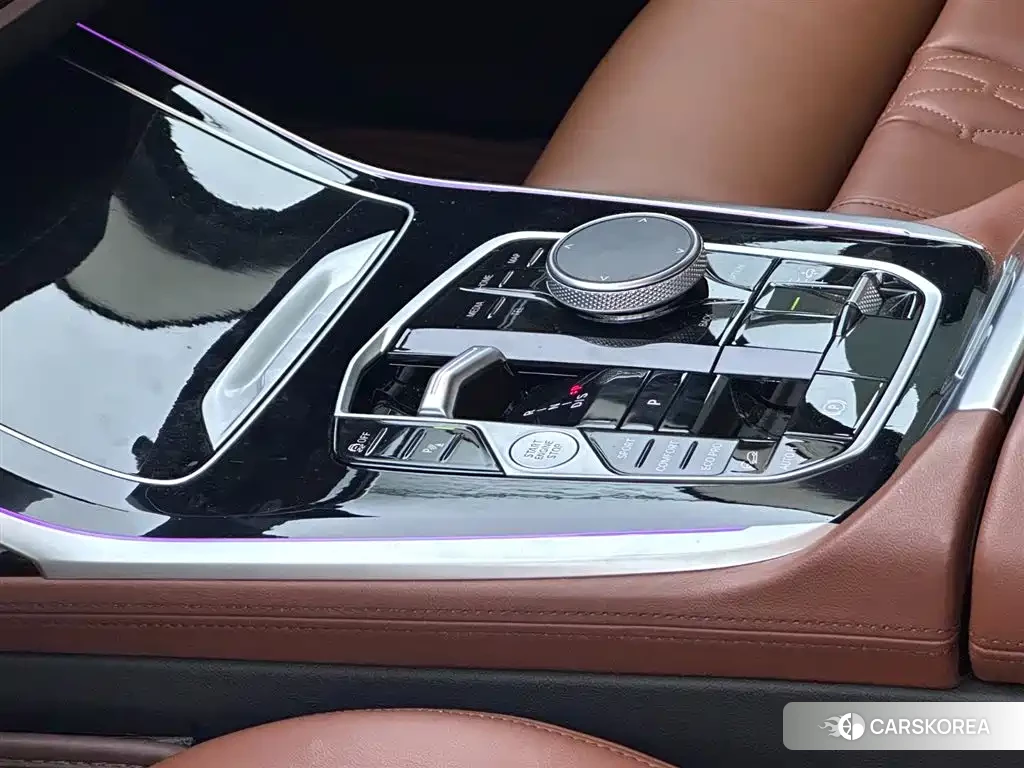 BMW X7 id 4601916 из Китая 10