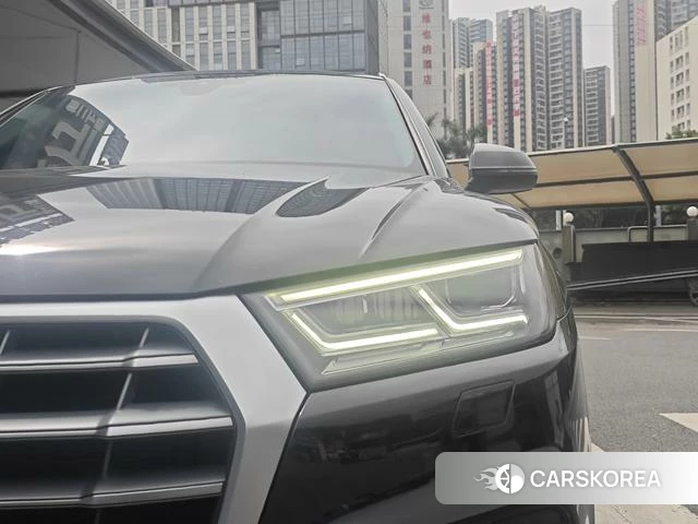 Audi Q5L id 4300348 из Китая 8