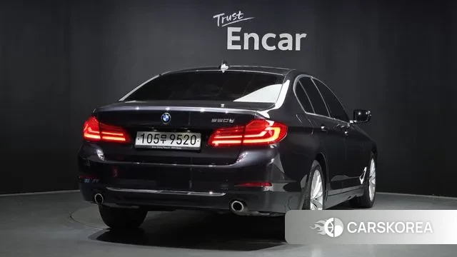 BMW 5 Series (G30) id 2985912 из Кореи 12