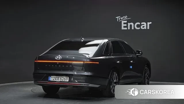 Hyundai Grandeur (GN7) id 3555242 из Кореи 12