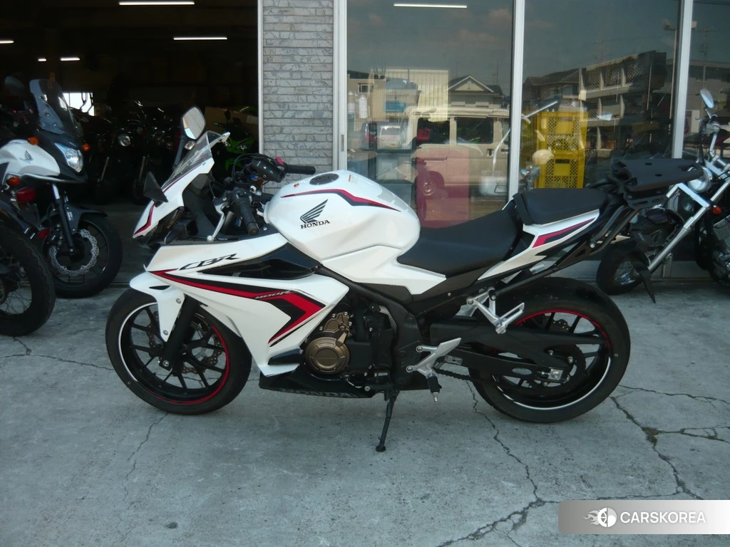 Проданный Honda CBR400R ABS 2021 из Японии