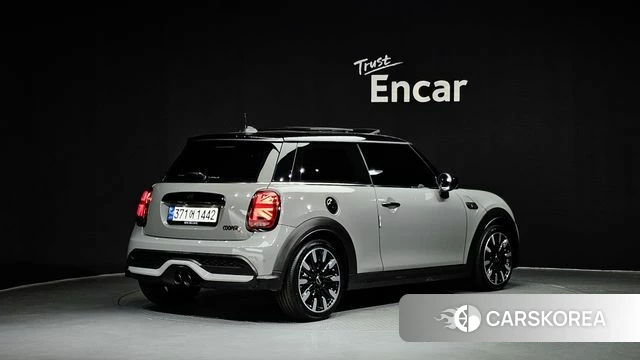 Mini Cooper S id 4445228 из Кореи 12