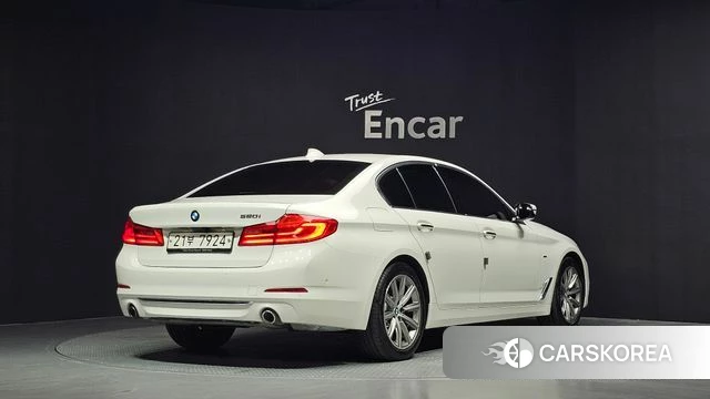 BMW 5 Series (G30) id 4557811 из Кореи 12