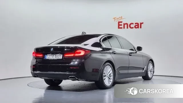 BMW 5 Series (G30) id 3659551 из Кореи 12