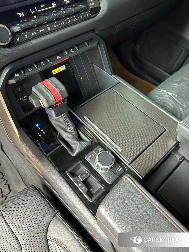 Toyota Sequoia id 4258045 из Китая 10