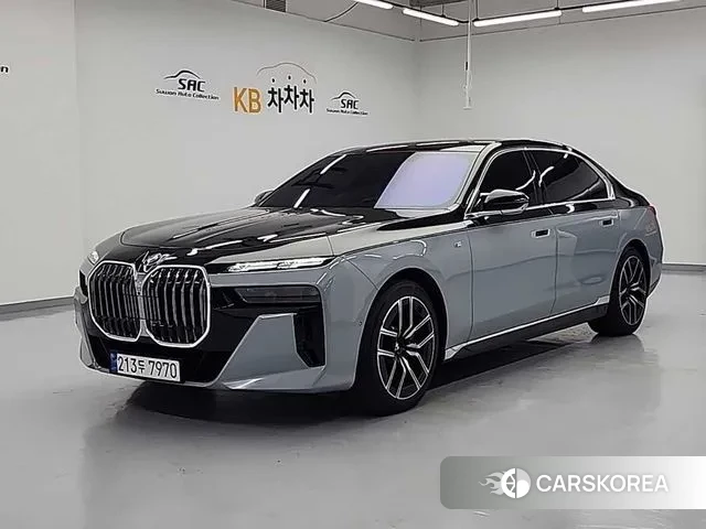 BMW 7 Series (G70) id 3477448 из Кореи 12