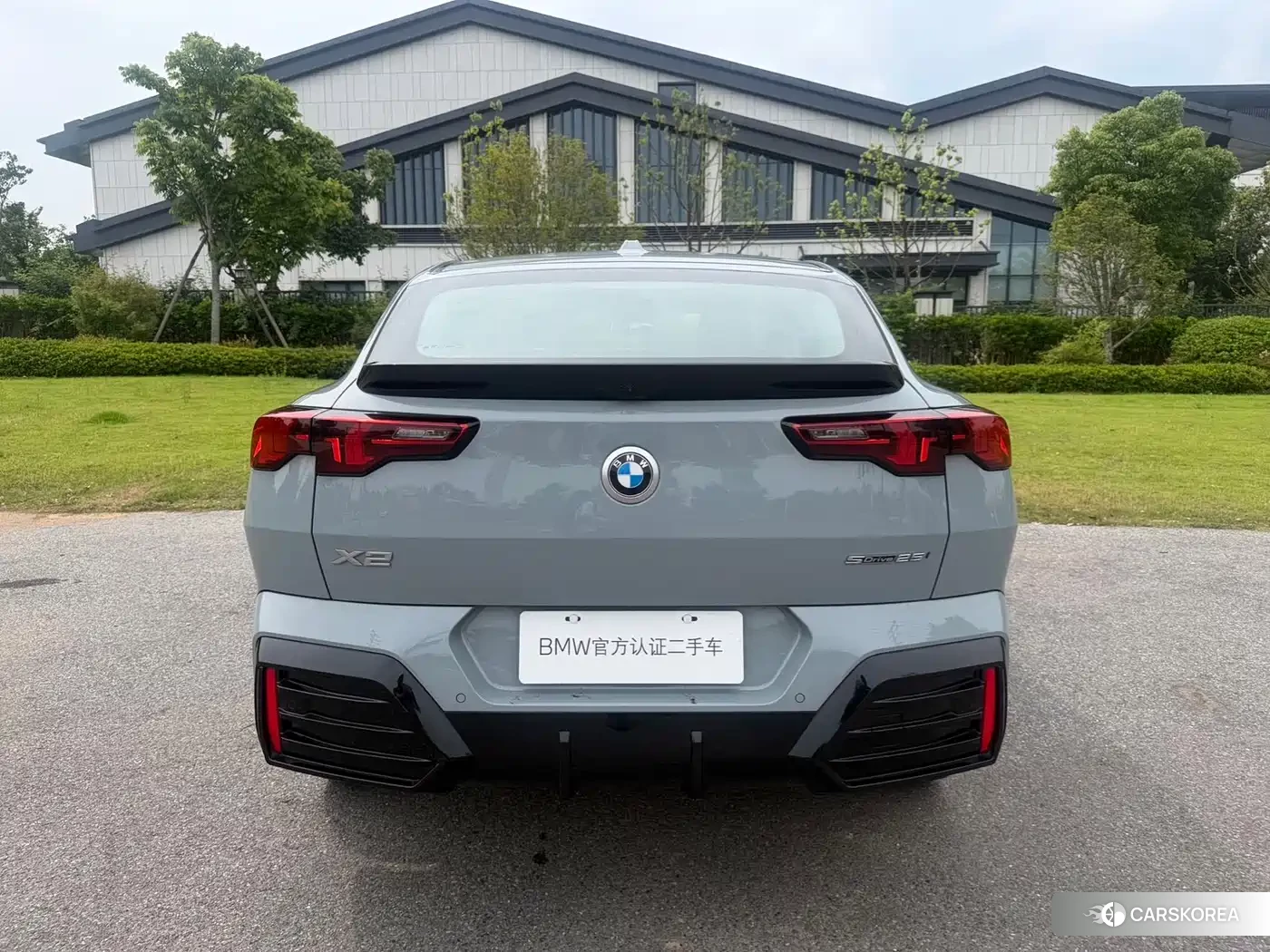 BMW X2 2024 Silver/gray из Китая, фото 5