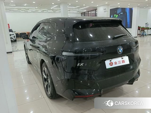 BMW iX 2023 Черный из Китая, фото 2