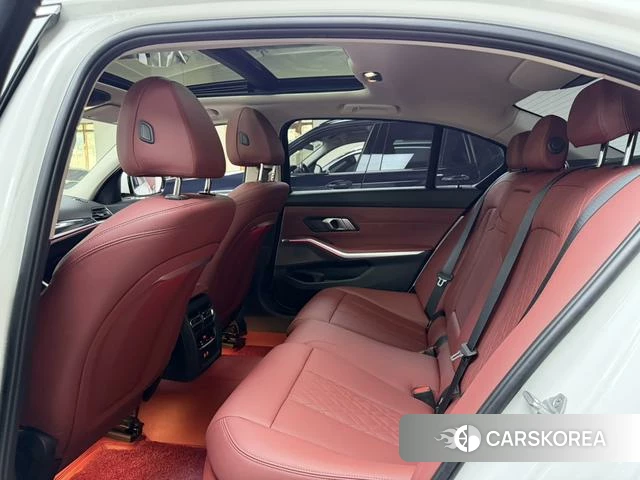 BMW 3 series 2024 Белый из Китая, фото 4