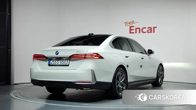 BMW 5 Series (G60) id 4617528 из Кореи 12