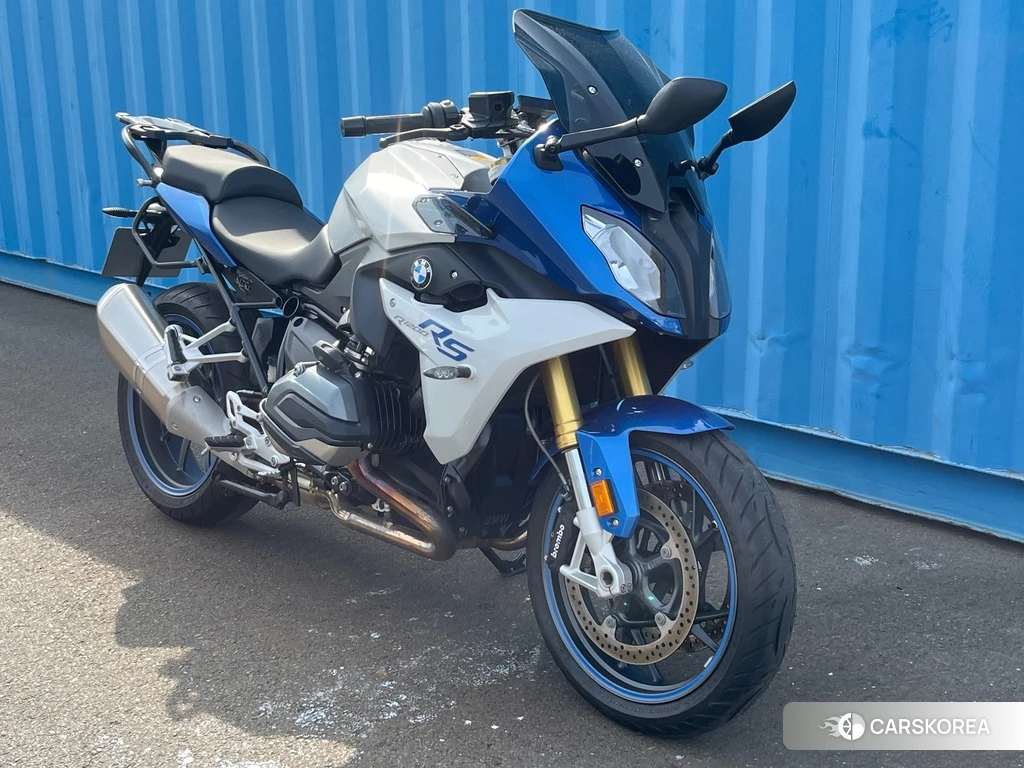 Проданный BMW R1200RS 2017 из Японии