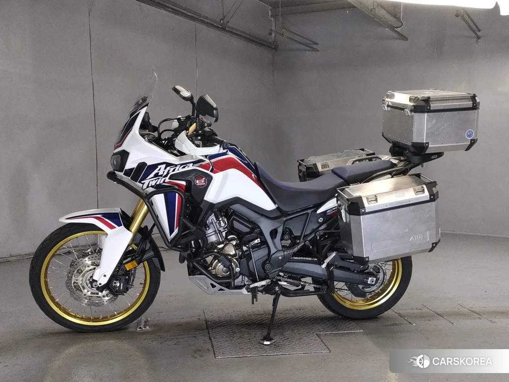 Проданный Honda CRF1000L AFRICA TWIN 2016 из Японии
