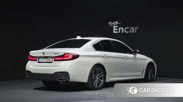 BMW 5 Series (G30) id 3764627 из Кореи 12