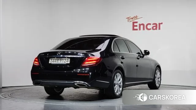 Mercedes-Benz E-Class W213 id 3607966 из Кореи 12