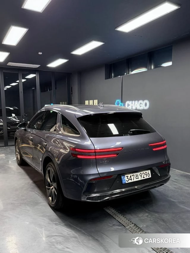 Genesis GV70 2024 Синий из Кореи, фото 2
