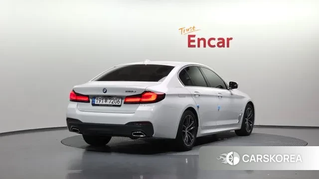 BMW 5 Series (G30) id 3022459 из Кореи 12