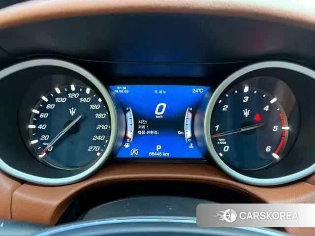 Maserati Ghibli 2018 Белый из Кореи, фото 2