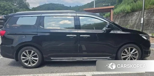 Kia The New Carnival 2019 Черный из Кореи, фото 5