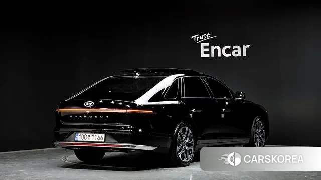 Hyundai Grandeur (GN7) id 3555371 из Кореи 12