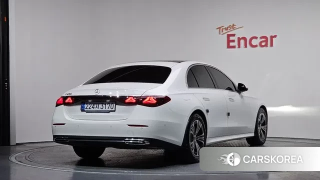 Mercedes-Benz E-Class W214 id 3596257 из Кореи 12