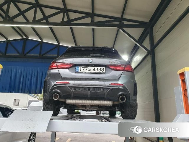 BMW 1 Series (F40) 2021 Серый из Кореи, фото 2