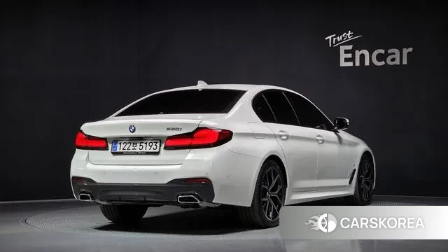 BMW 5 Series (G30) id 3006990 из Кореи 12