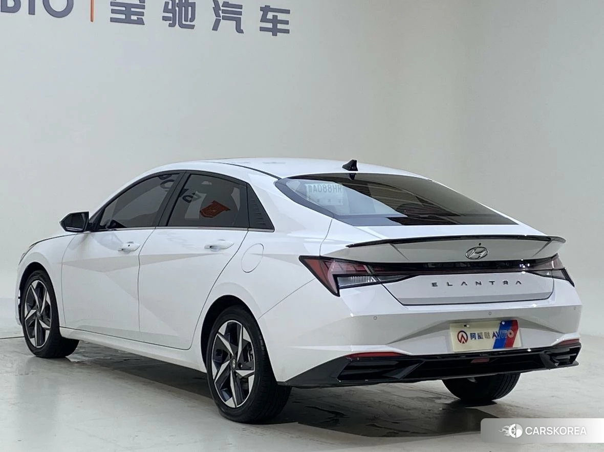 Hyundai Elantra id 4504879 из Китая 12