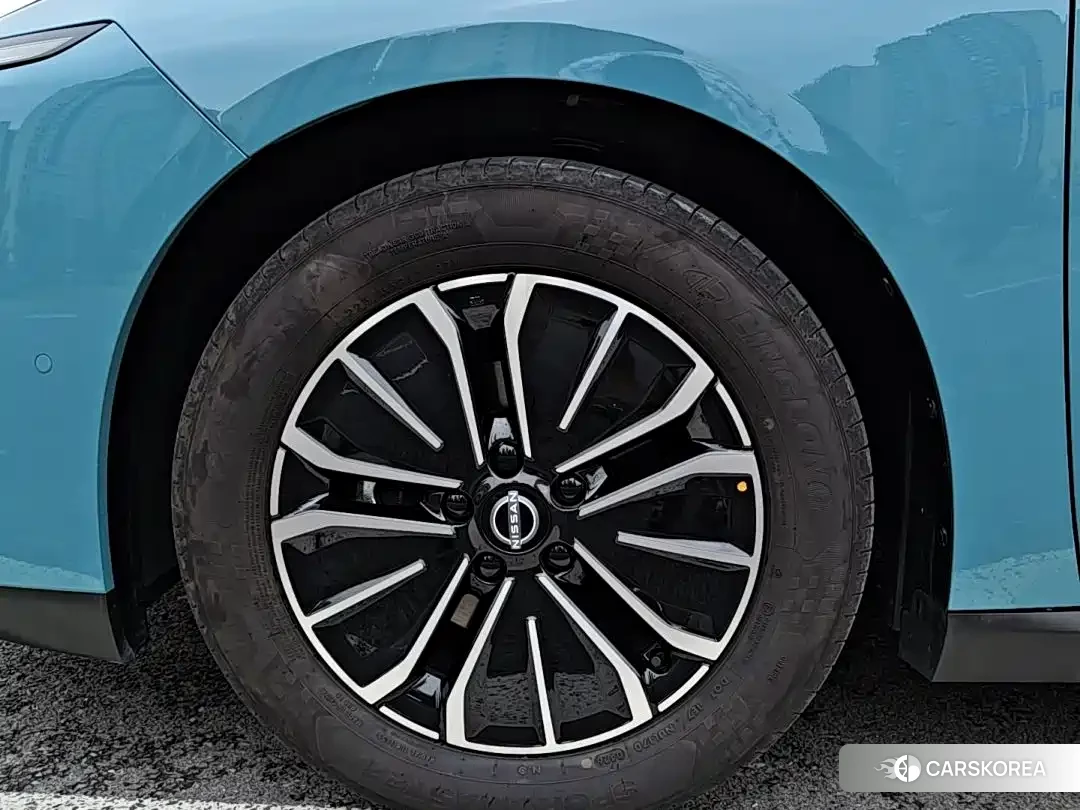 Nissan N6 id 4538965 из Китая 10
