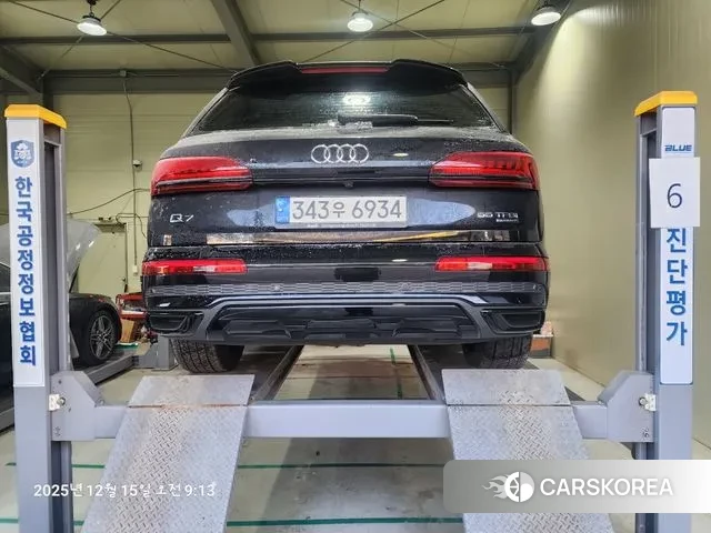 Audi Q7 (4M) 2022 Черный из Кореи, фото 2