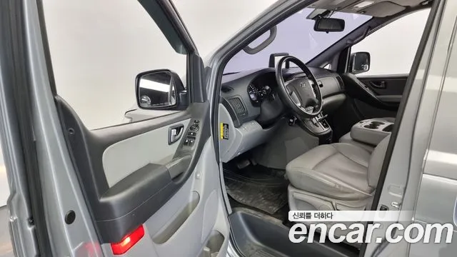 Hyundai The New Grand Starex id 2573327 из Кореи 12