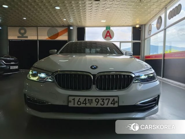 BMW 5 Series (G30) id 4366444 из Кореи 12
