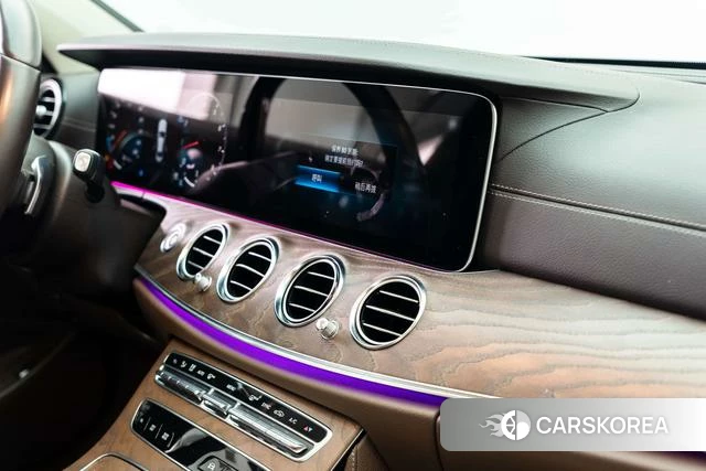 Mercedes-Benz E-class id 4263539 из Китая 12