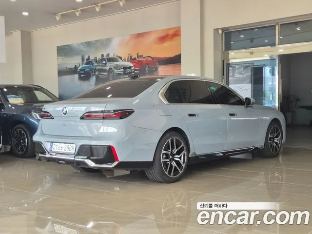 BMW 7 Series (G70) id 2948543 из Кореи 8