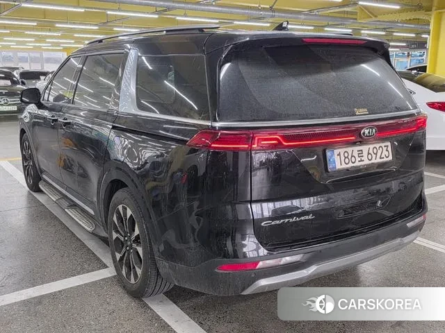 Kia Carnival 4th generation 2021 Черный из Кореи, фото 2