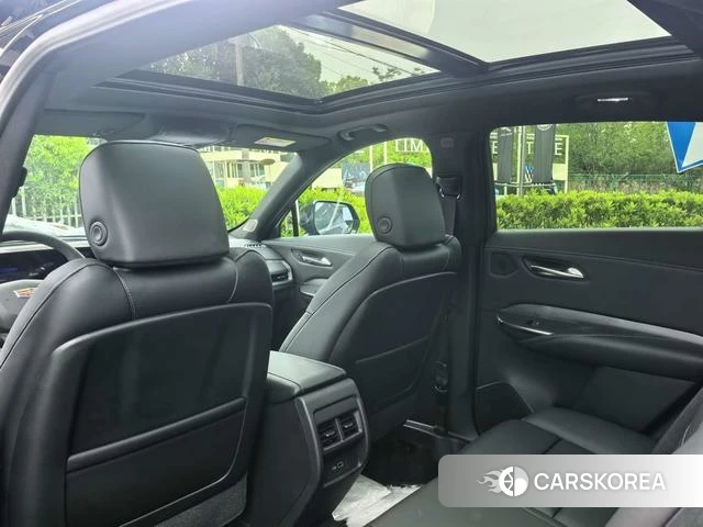 Cadillac XT4 2024 Черный из Китая, фото 6