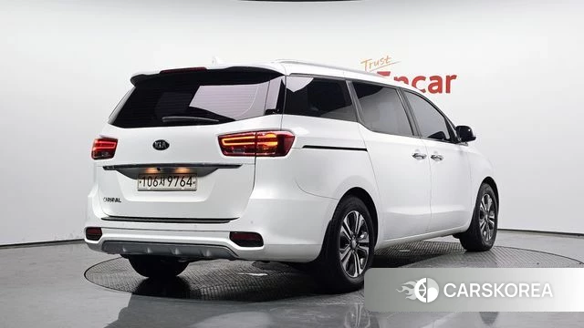 Kia The New Carnival id 4378121 из Кореи 12