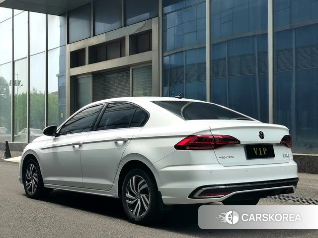Volkswagen Bora id 4258773 из Китая 12