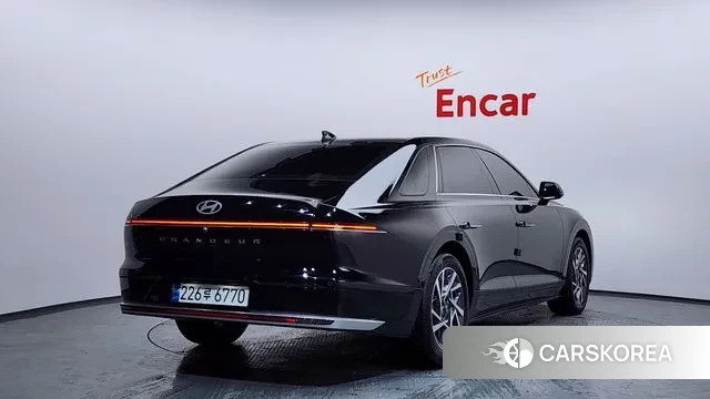 Hyundai Grandeur (GN7) id 3523420 из Кореи 12